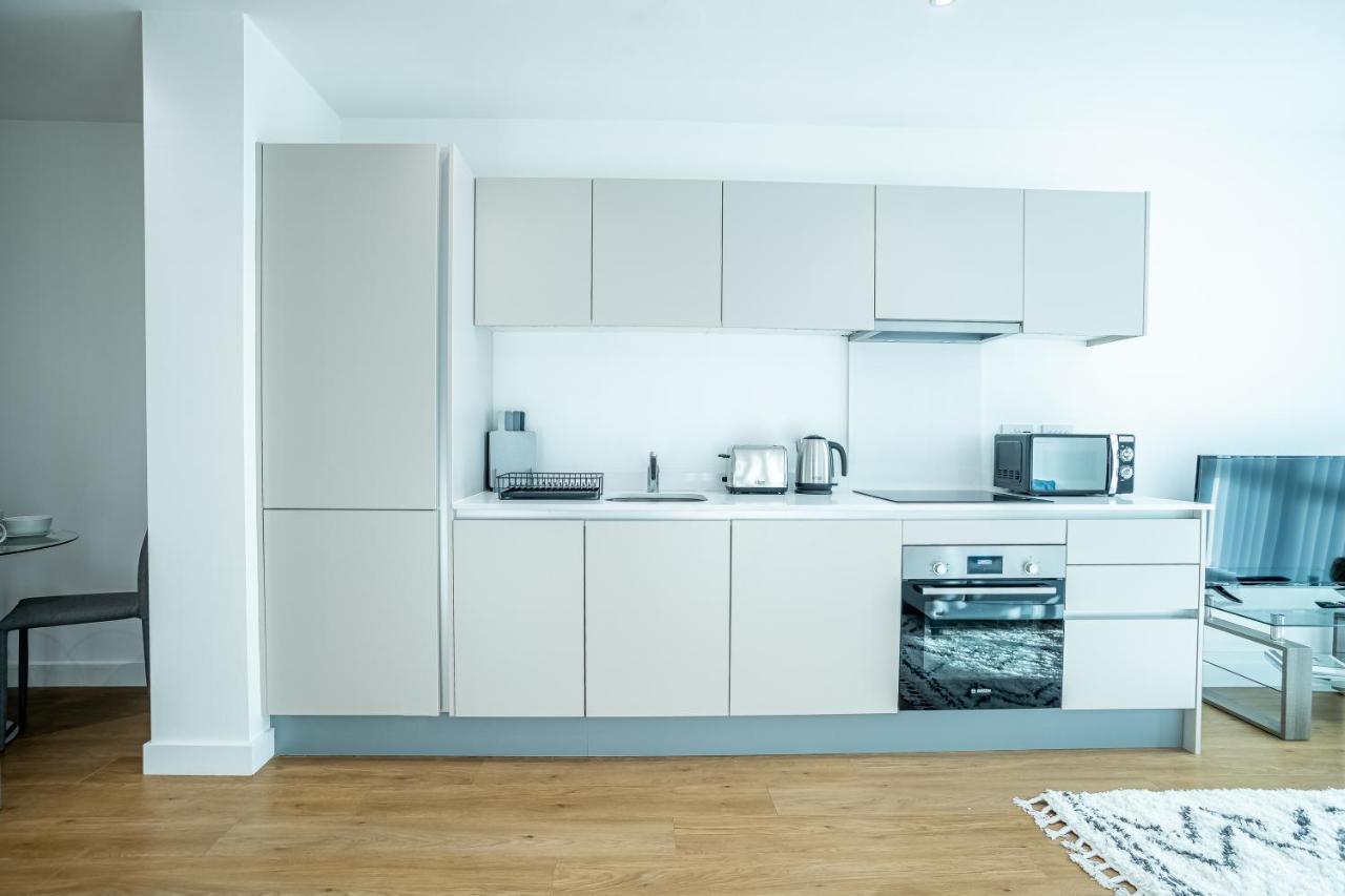 Luxe Apartments Bracknell Near Ascot, Legoland, Windsor, Lexicon - Free Parking & Gym Dış mekan fotoğraf