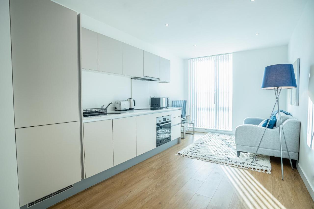 Luxe Apartments Bracknell Near Ascot, Legoland, Windsor, Lexicon - Free Parking & Gym Dış mekan fotoğraf